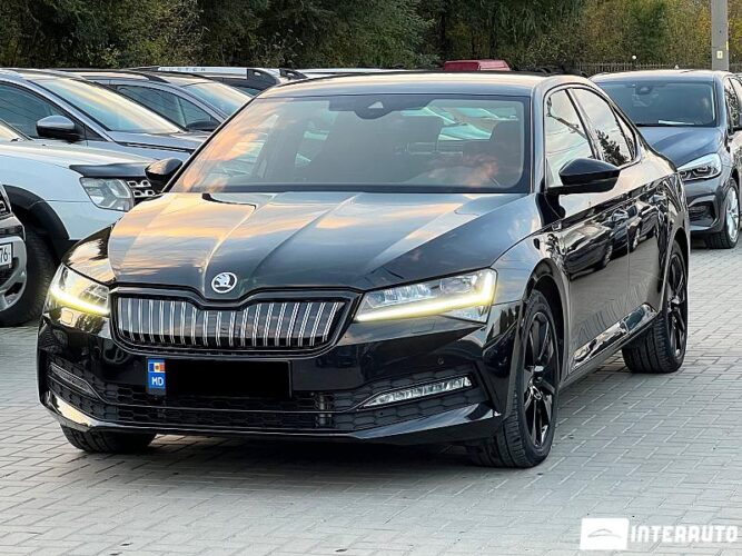 Skoda Superb 33 interauto-car