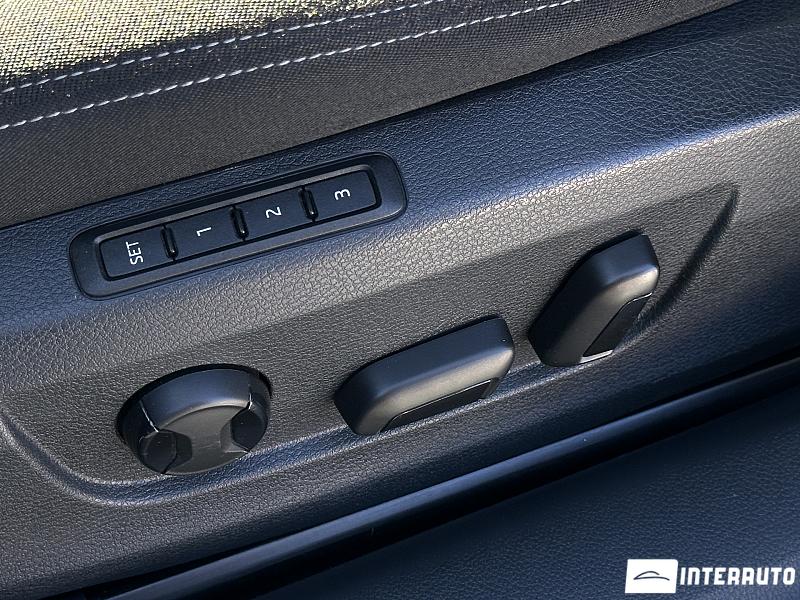 Skoda Superb 27 automobil-interauto