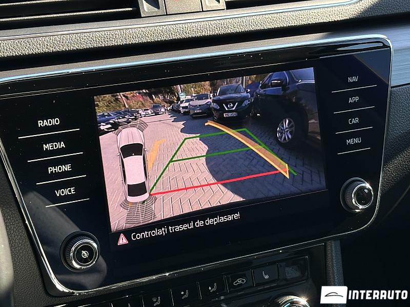 Skoda Superb 20 automobil-interauto