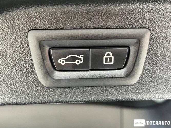 BMW X7 3.0d 62 interauto-car