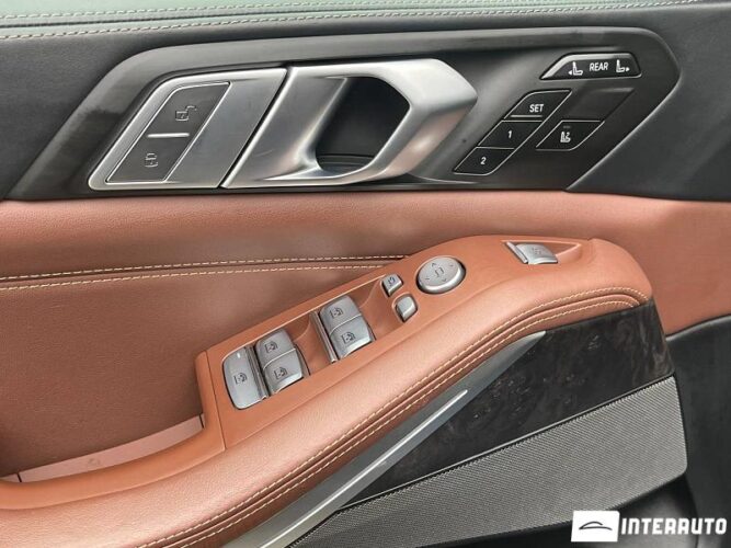 BMW X7 3.0d 41 interauto-car