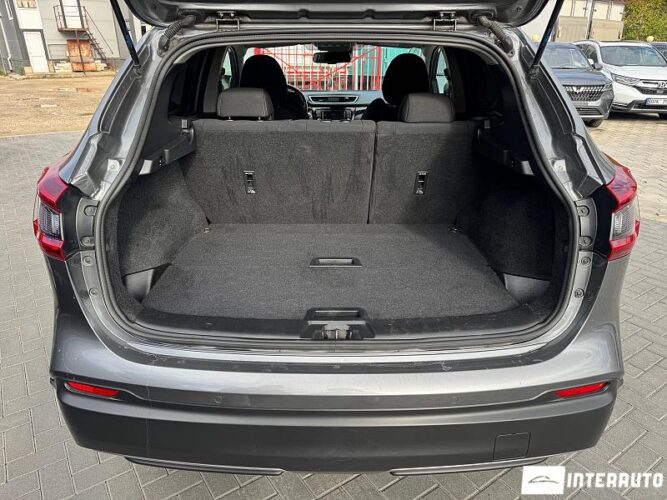 Nissan Qashqai 47 interauto-car
