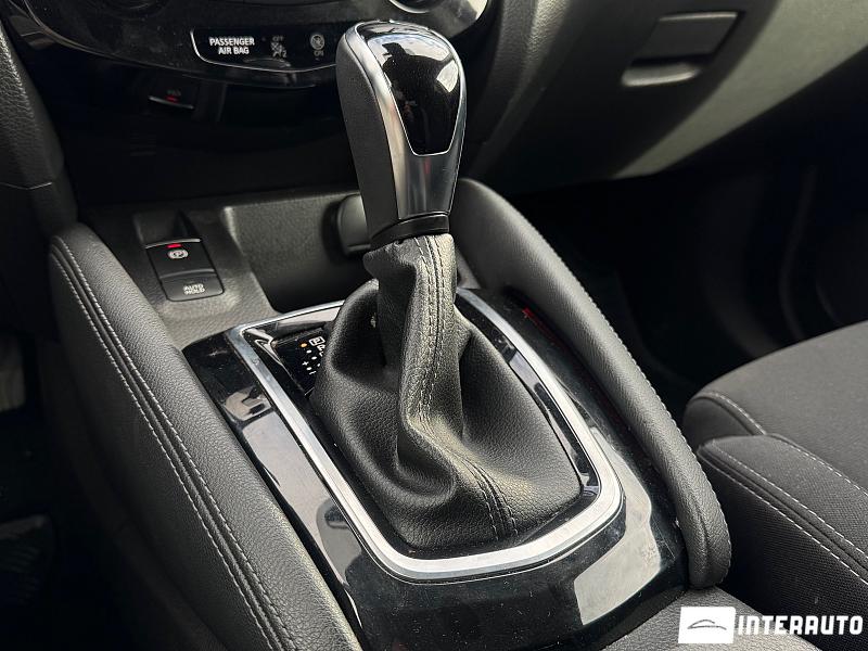 Nissan Qashqai 24 automobil-interauto