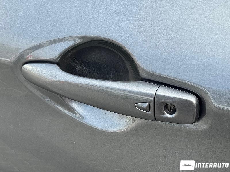Nissan Qashqai 29 automobil-interauto