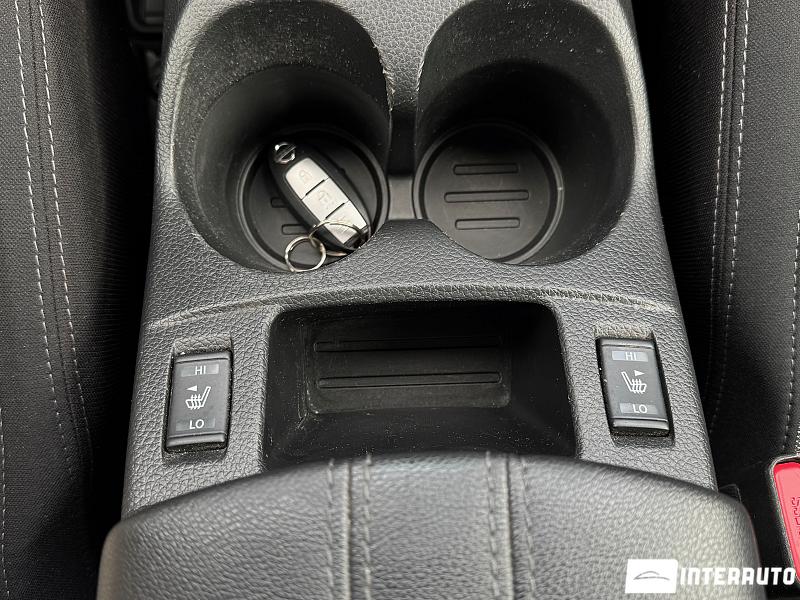 Nissan Qashqai 25 automobil-interauto
