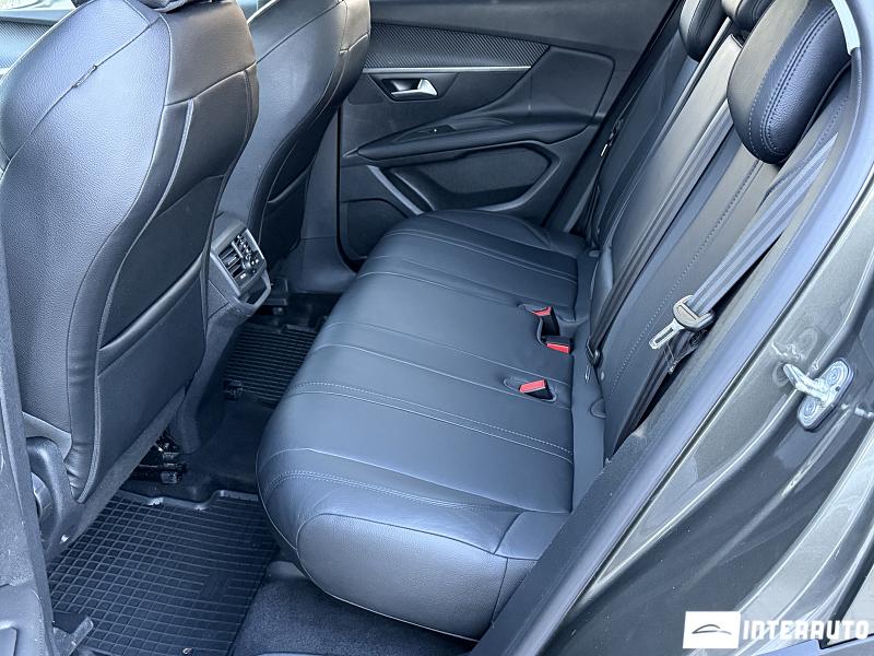Peugeot 3008 26 automobil-interauto