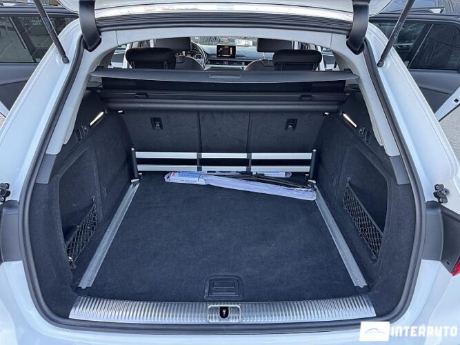 Audi A4 50 interauto-car