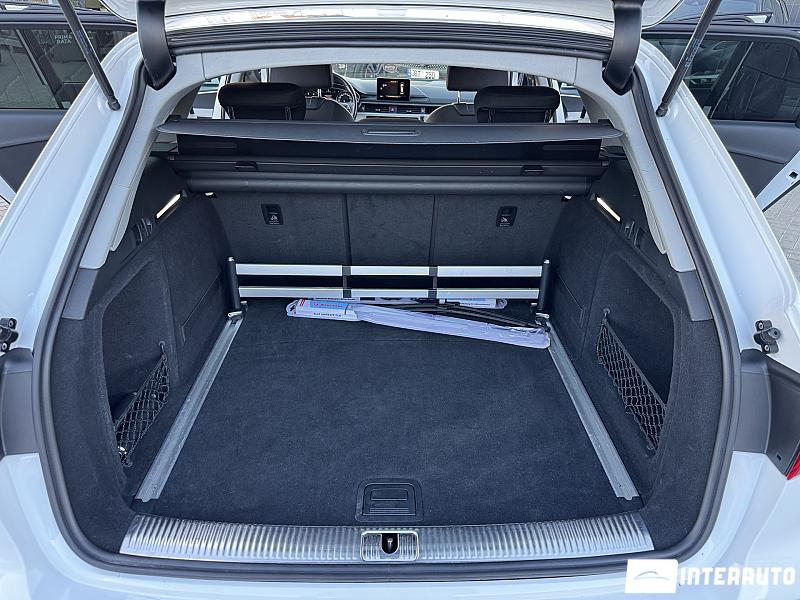Audi A4 28 automobil-interauto