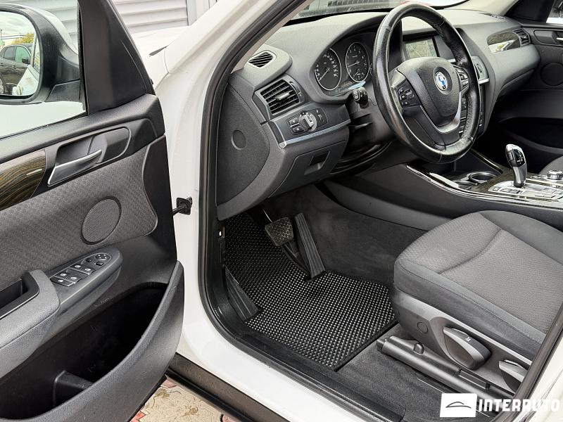 BMW X3 2.0i 15 automobil-interauto