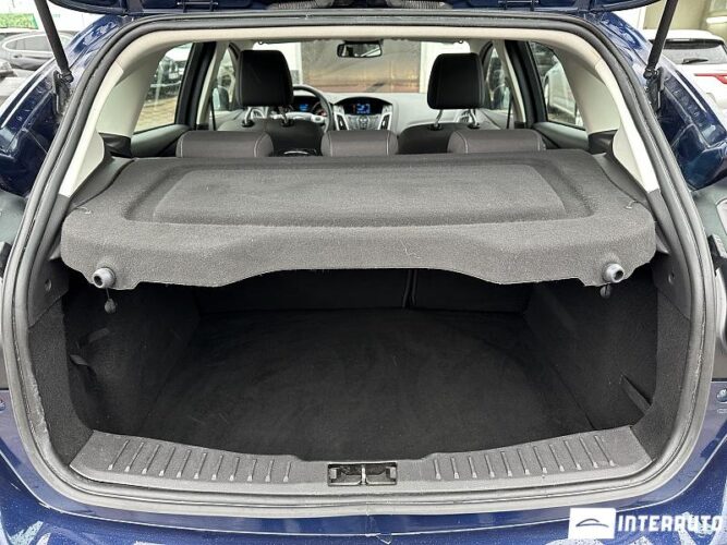 Ford Focus 49 interauto-car