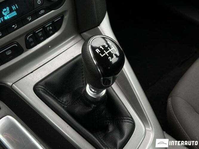 Ford Focus 45 interauto-car