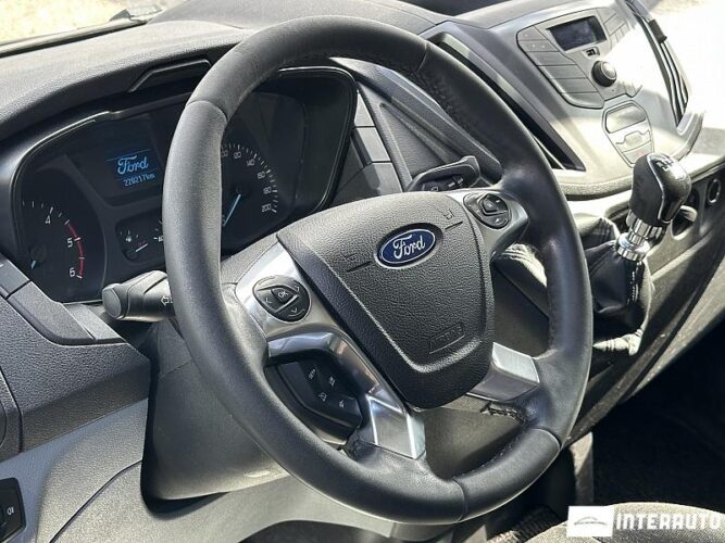 Ford Transit 460L 32 interauto-car