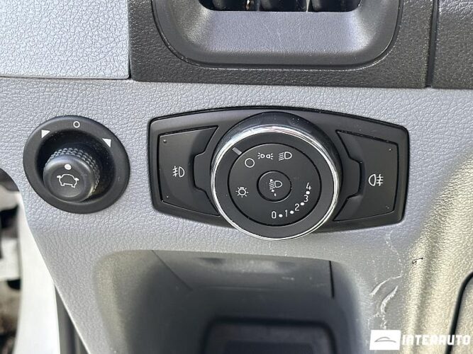 Ford Transit 460L 39 interauto-car