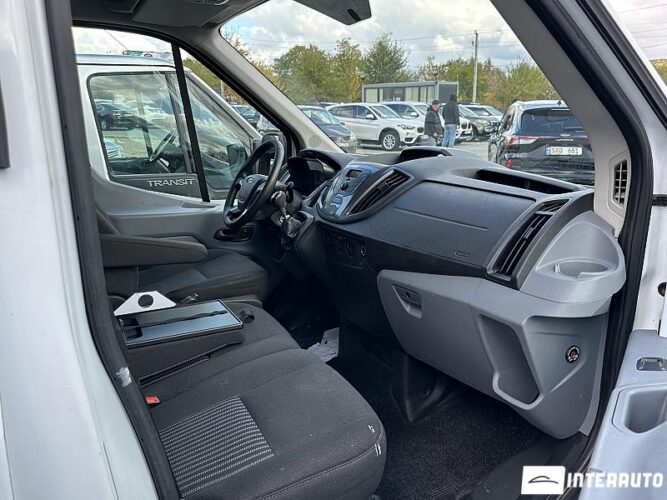 Ford Transit 460L 37 interauto-car