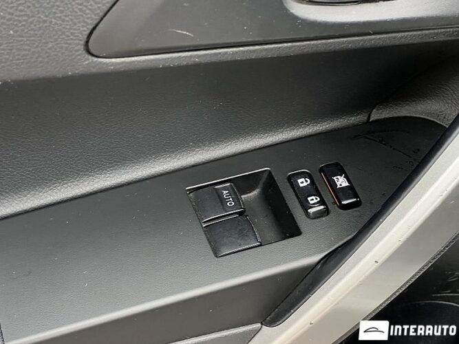 Toyota Auris 35 interauto-car