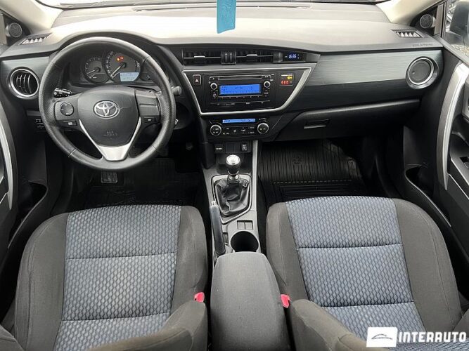 Toyota Auris 37 interauto-car