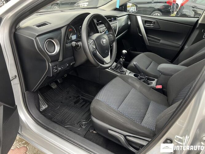 Toyota Auris 36 interauto-car