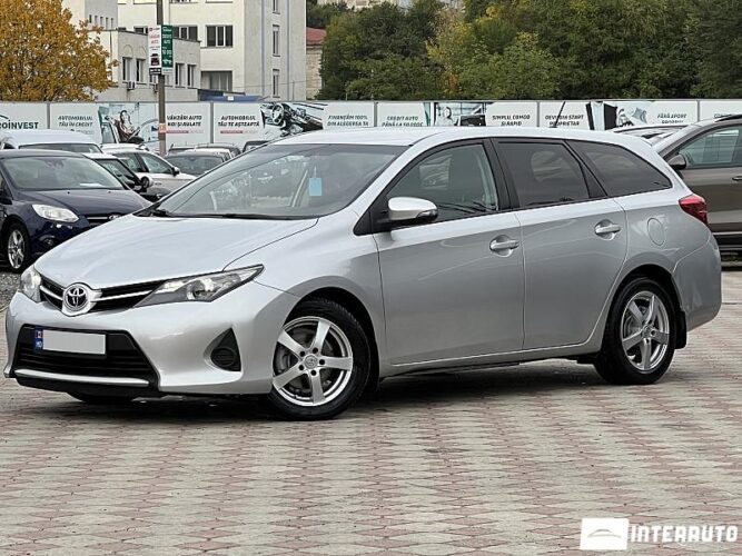 Toyota Auris 27 interauto-car