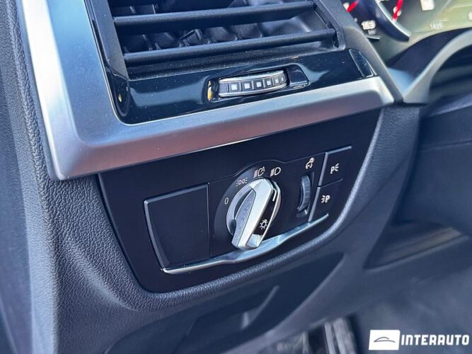 BMW X3M Competition 50 interauto-car