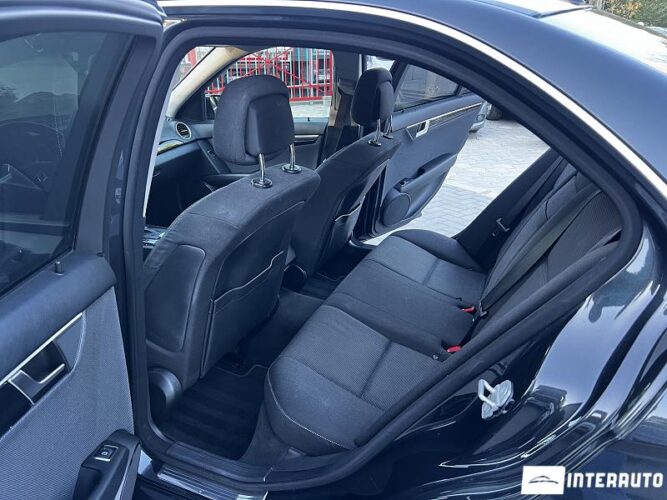 Mercedes C 180 35 interauto-car