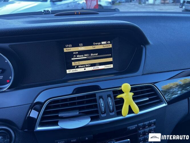 Mercedes C 180 39 interauto-car