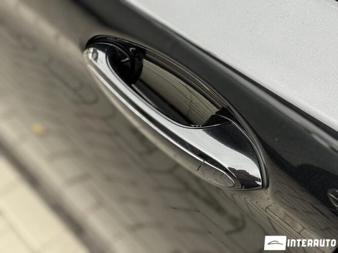 BMW 520 42 interauto-car