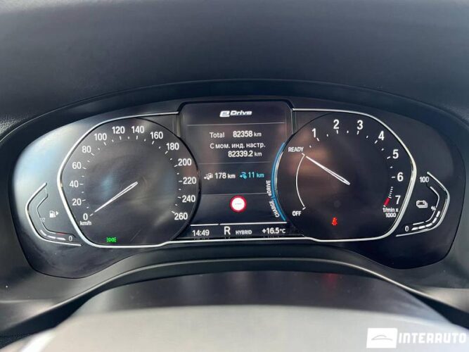 BMW X3 3.0e 48 interauto-car