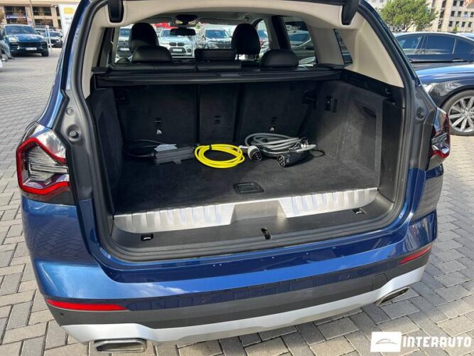 BMW X3 3.0e 60 interauto-car