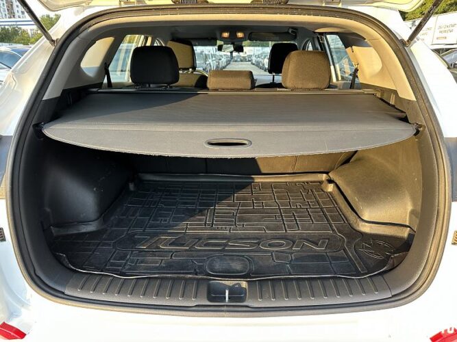 Hyundai Tucson 43 interauto-car