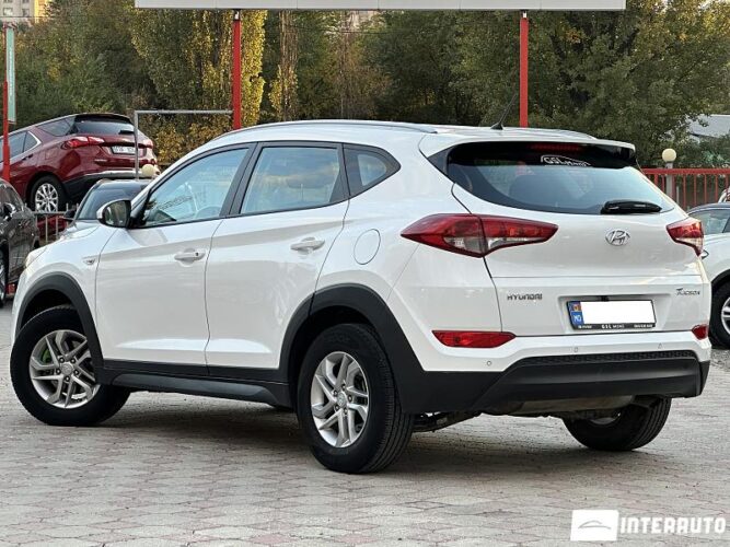 Hyundai Tucson 30 interauto-car