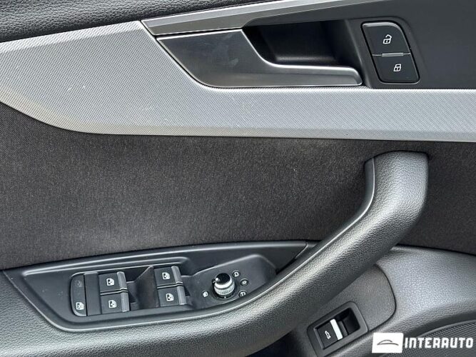 Audi A4 46 interauto-car