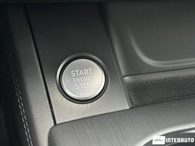 Audi A4 44 interauto-car