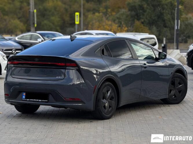 Toyota Prius 33 interauto-car