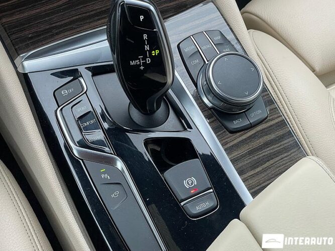 BMW 530 48 interauto-car