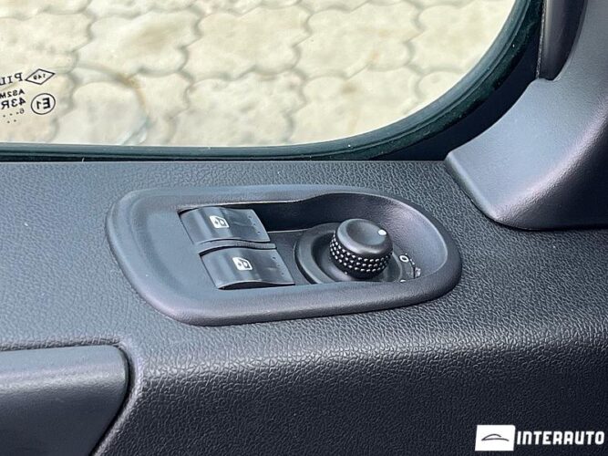 Renault Master 33 interauto-car