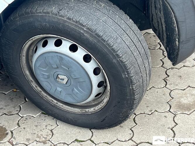 Renault Master 37 interauto-car