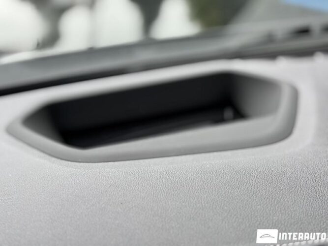 BMW 530e 48 interauto-car