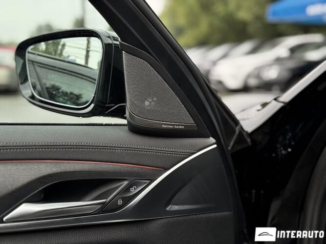 BMW 530e 44 interauto-car