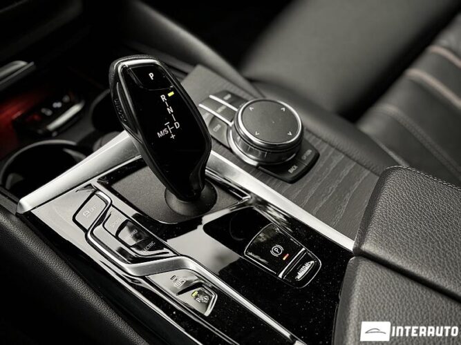 BMW 530e 53 interauto-car