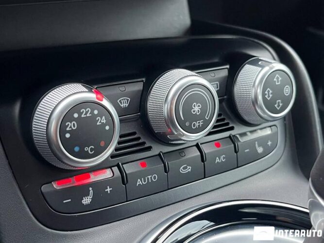 Audi R8 43 interauto-car