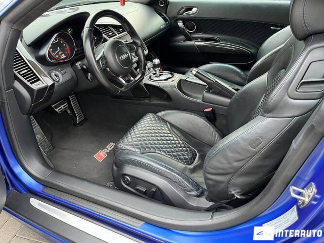 Audi R8 36 interauto-car