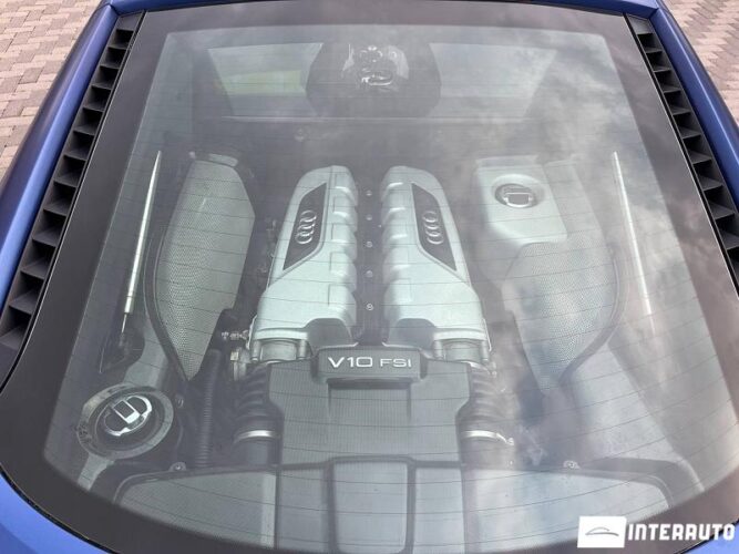 Audi R8 34 interauto-car