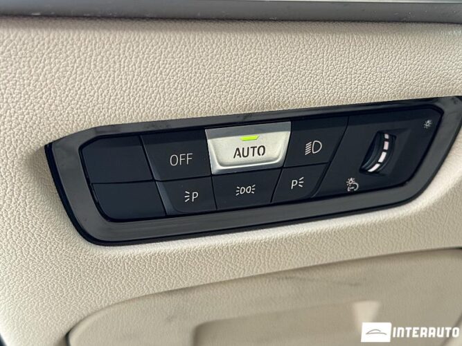 BMW 330 45 interauto-car