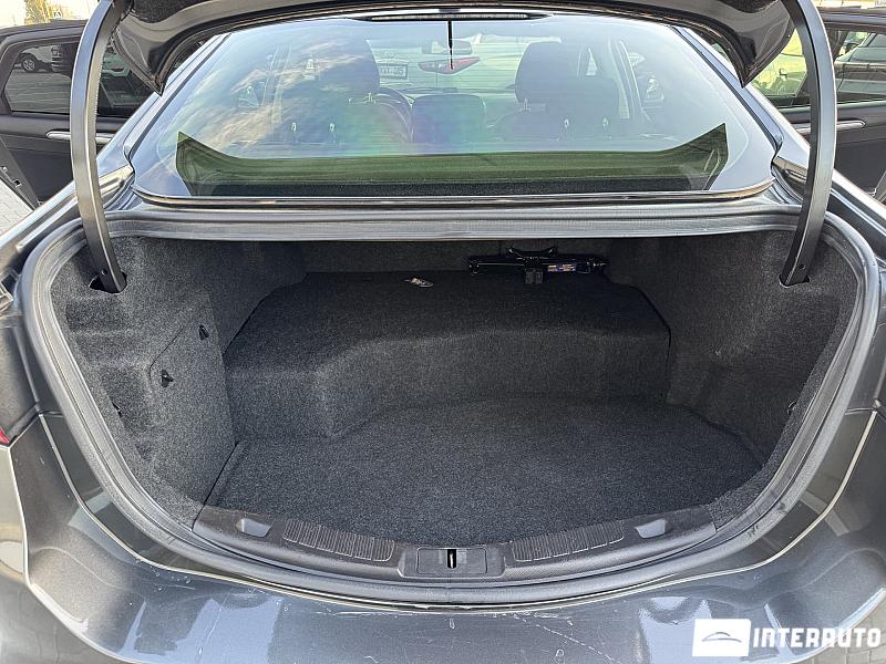 Ford Fusion 30 automobil-interauto