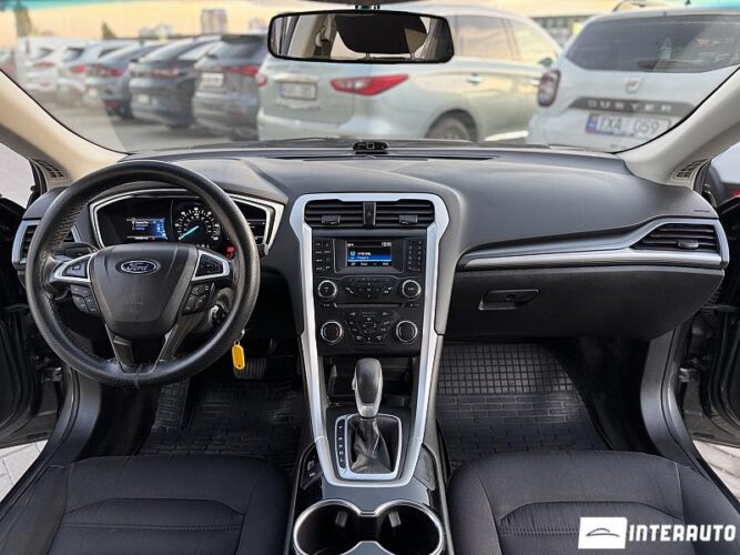 Ford Fusion 36 interauto-car