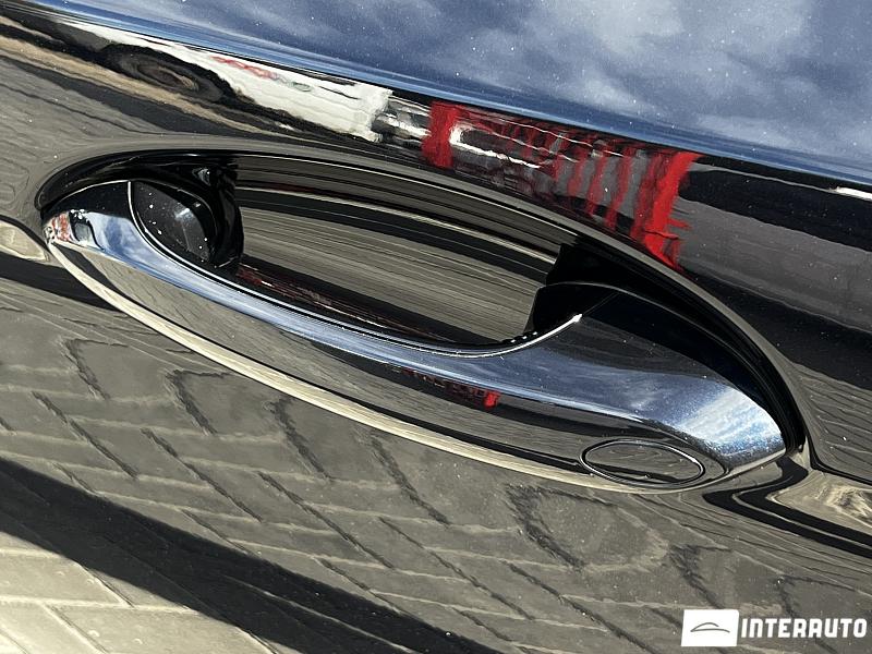 BMW 545e 31 automobil-interauto