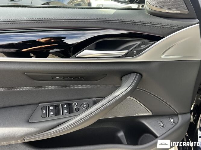 BMW 545e 52 interauto-car