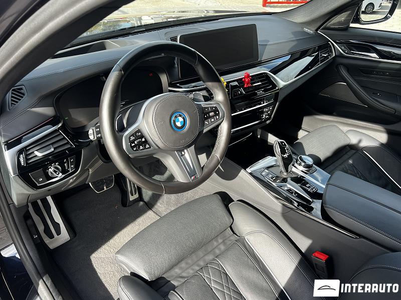 BMW 545e 16 automobil-interauto