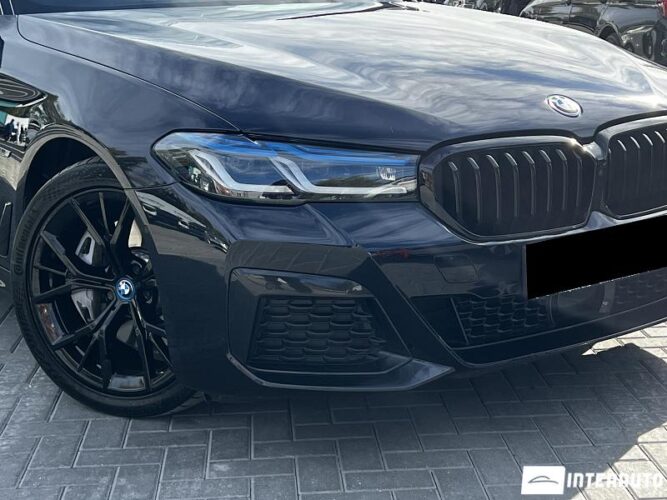 BMW 545e 38 interauto-car