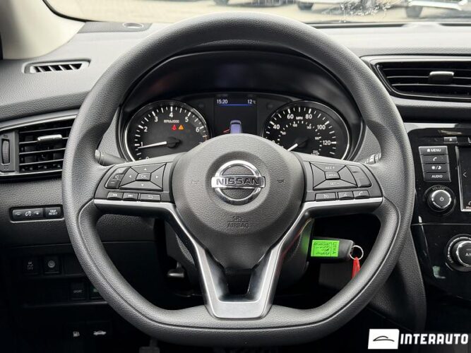 Nissan Qashqai 39 interauto-car